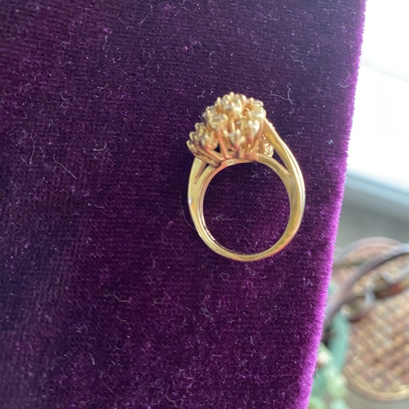 Sweetheart Gift!! Diamond Cocktail Ring 1.12 Carat, 14K Yellow Gold, Size 7 - Picture 5 of 10